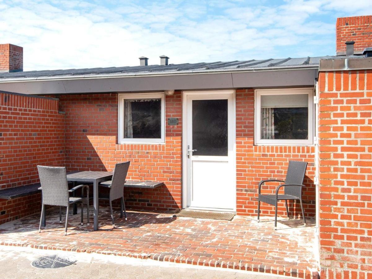 Two-Bedroom Holiday Home In Henne 7 Henne Strand Bagian luar foto