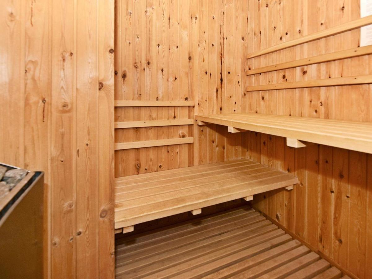 Two-Bedroom Holiday Home In Henne 7 Henne Strand Bagian luar foto
